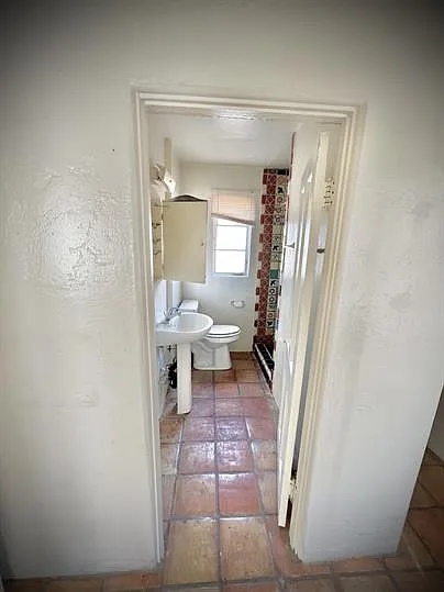 1300 East 7th Street - 5 — Photo 7