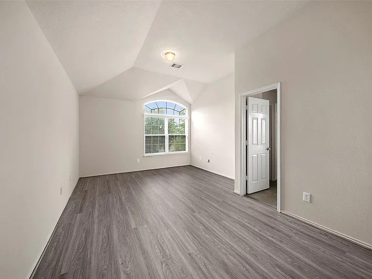 1431 Orchid Dr — Photo 17