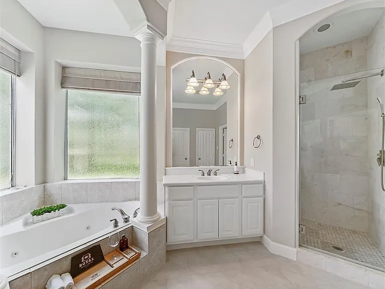 22311 Claysprings Ln — Photo 18