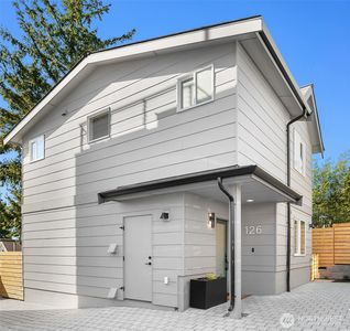 126 N 49th Street, Seattle, WA, 98103