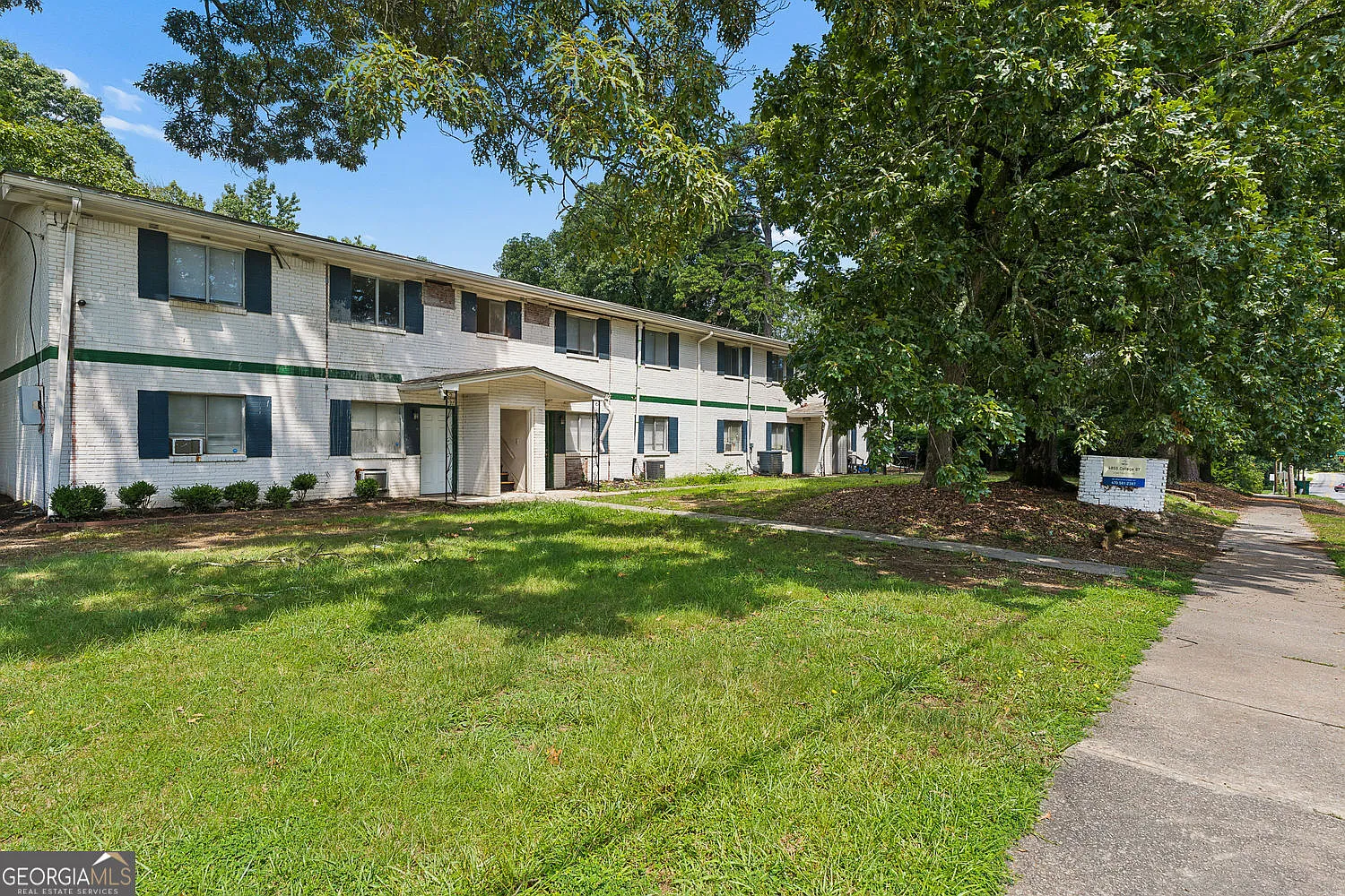 2 bed, 1.0 bath, 750 sqft, $1,175 — Photo 1