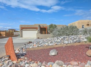 1001 Acapulco Ct NE, Rio Rancho, NM 87144