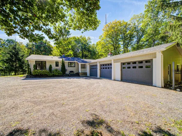 3659 Aurora Rd, Whitchurch Stouffville, ON L4A 2P9