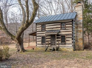 13807 Mountain Rd, Purcellville, VA 20132