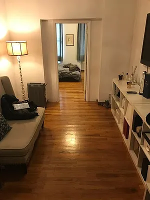 Rented by Chartwell Manhattan Realty | media 16