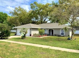 804 Crestview Cir E, Wildwood, FL 34785