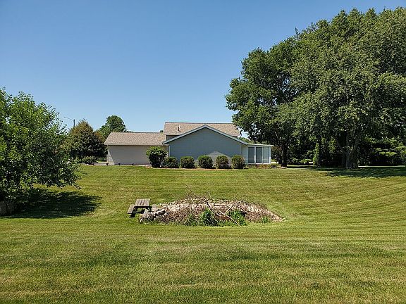 5th image of 5967 Green Dr