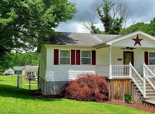 805 Indiana Ave, Nutter fort, WV 26301