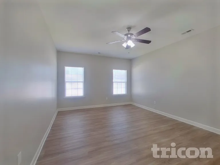 8326 Knapp Ct — Photo 7