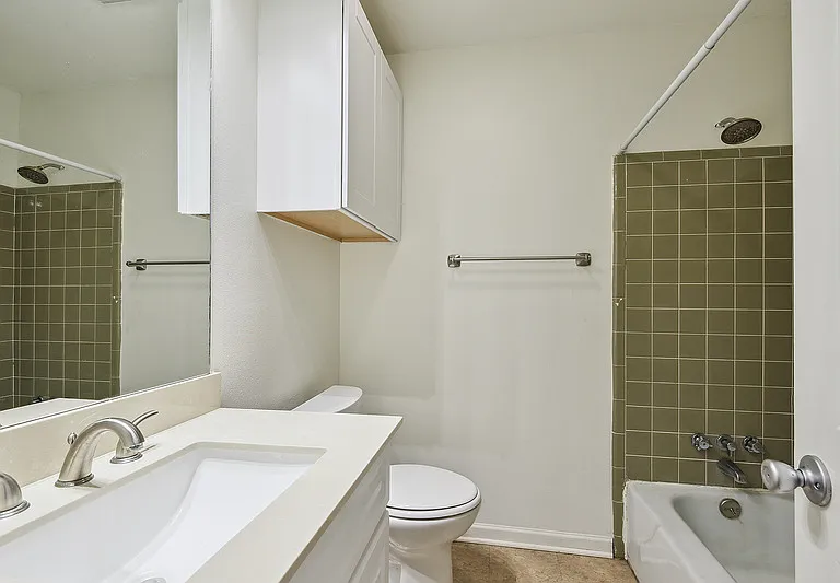 5345 Mapleton Dr — Photo 10