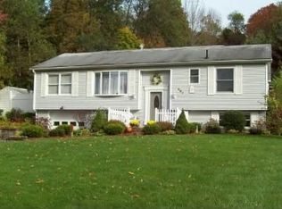986 South St, Dalton, MA 01226