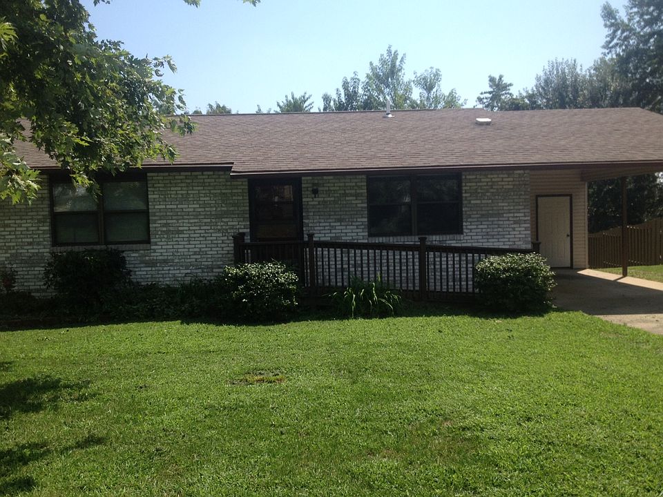1st image of 430 N Shawnee Blvd
