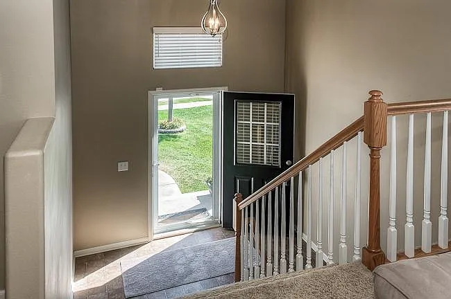 3 bed, 1670 sqft, $2,120 — Photo 2