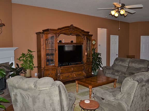 3rd image of 25609 Southwood Oaks Ct