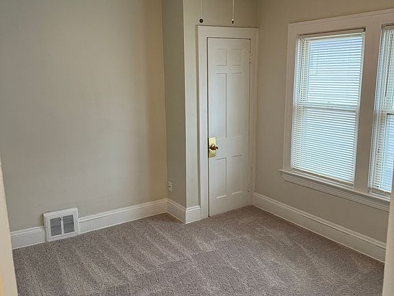 5th image of 4924 E 85th St #Up