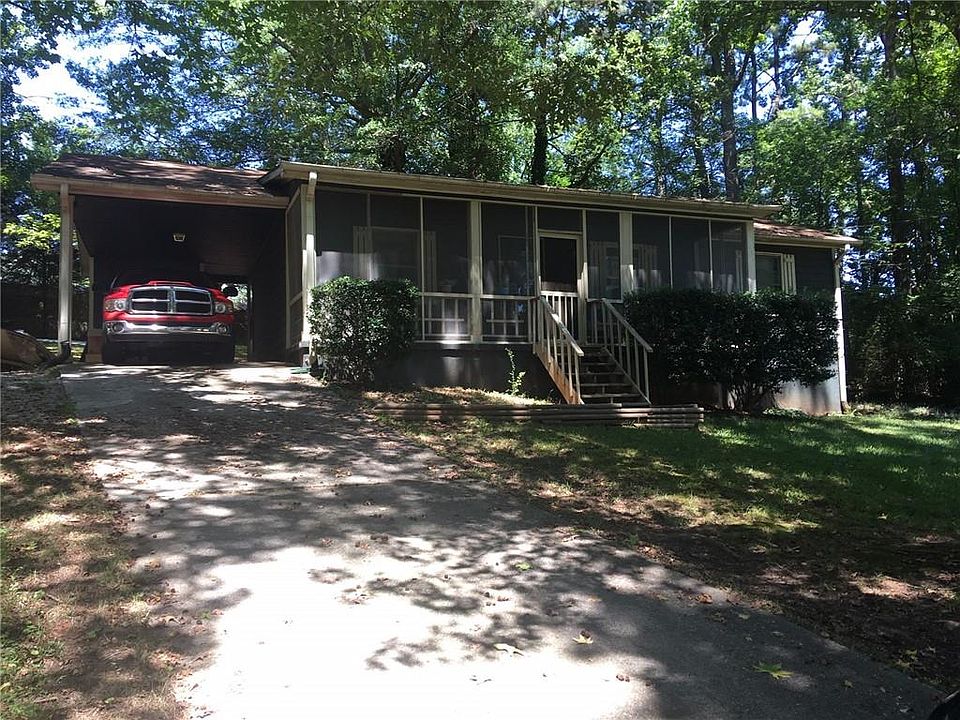 1st image of 669 Suwanee Ct