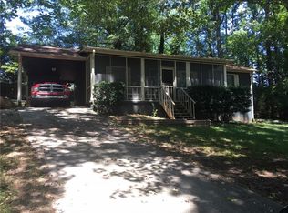 669 Suwanee Ct, Lawrenceville, GA 30043