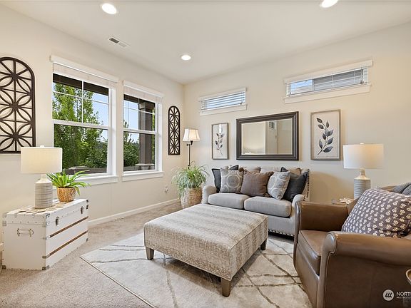 5th image of 5019 53rd Avenue W