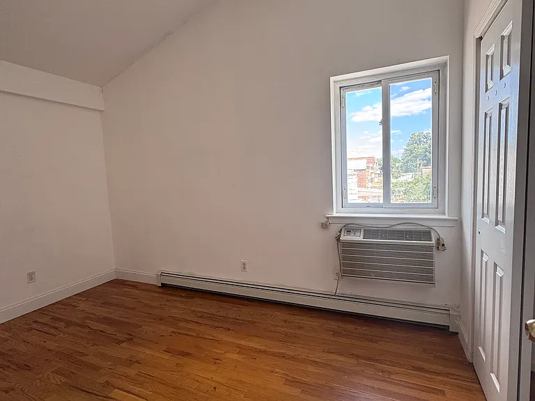 72-38 Calamus Ave #2 — Photo 8