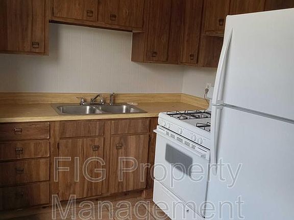 5th image of 112 Watauga Ave E #7