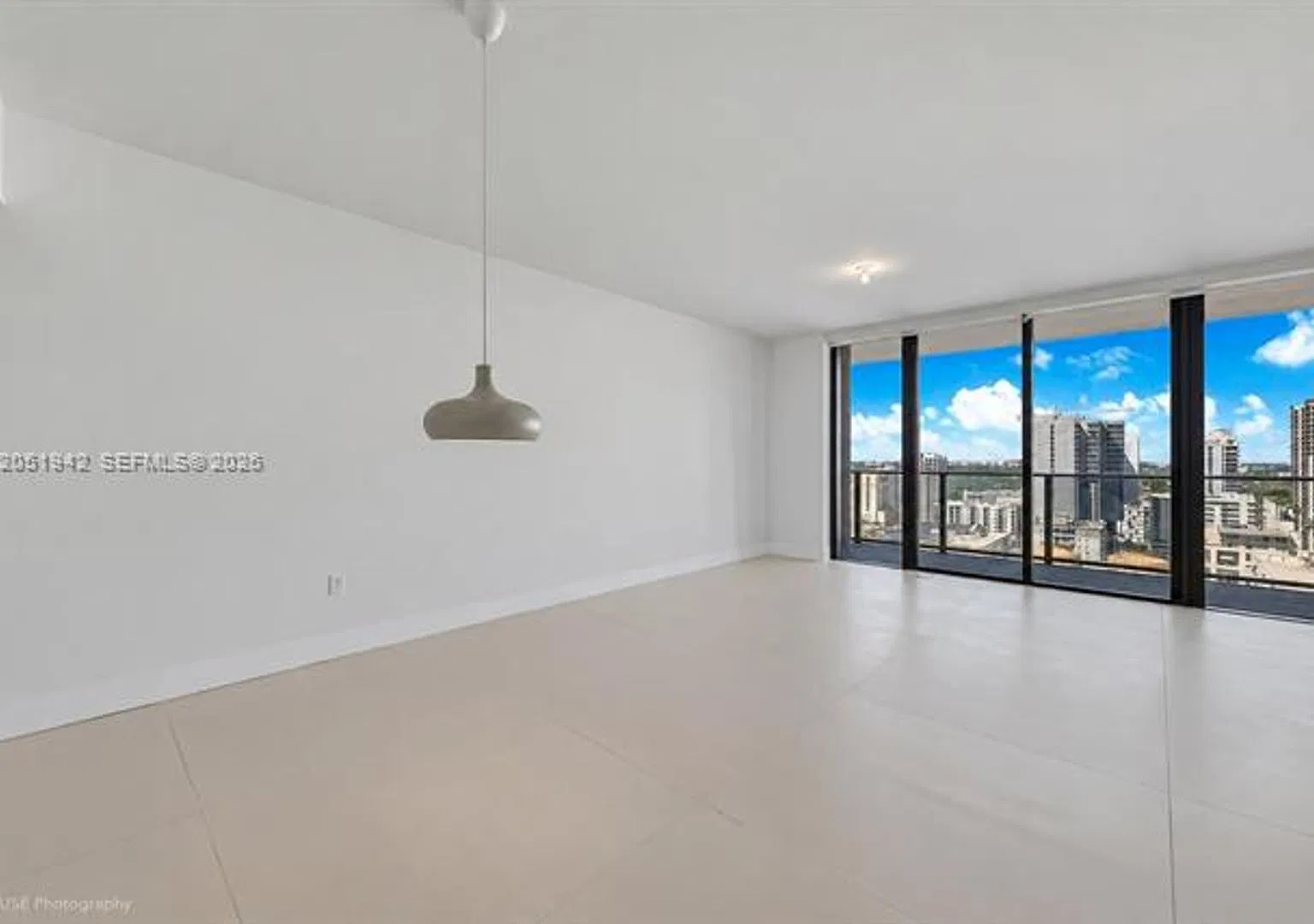 1000 Brickell Plz cu-2110, Miami, FL 33131 — Photo 2