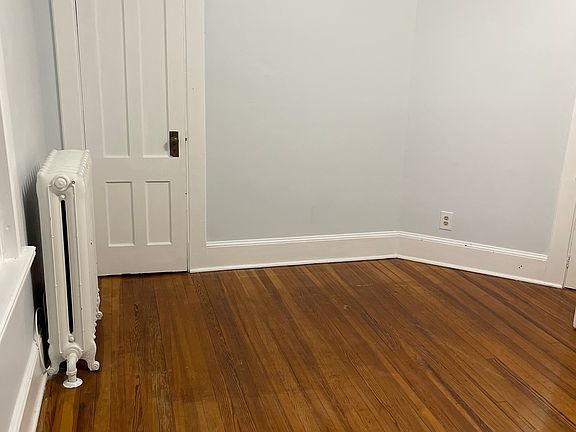 4th image of 69 Highland Ave #2