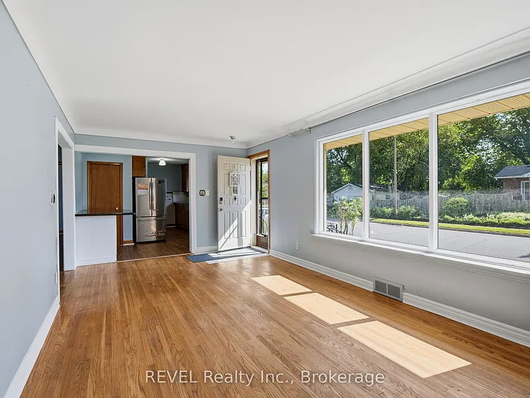 6427 Burdette Dr — Photo 5