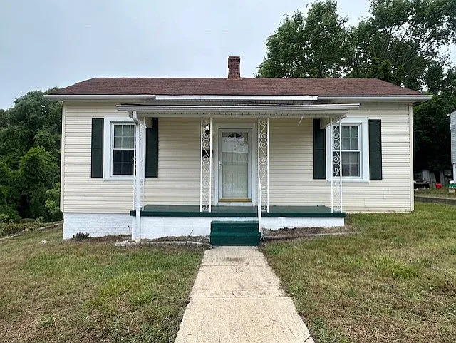 66 Carlson Ave