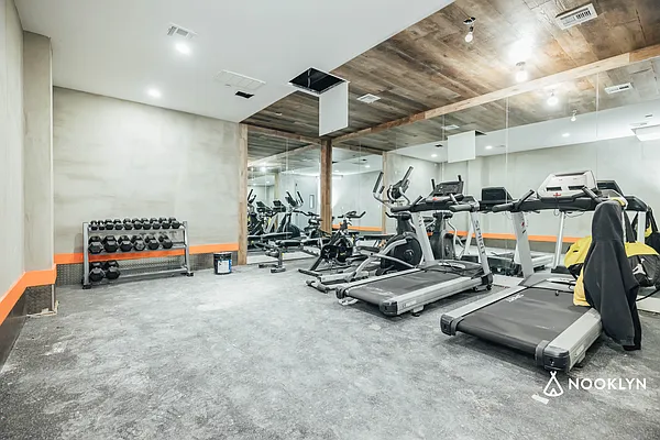 Rented by Nooklyn NYC LLC | media 44