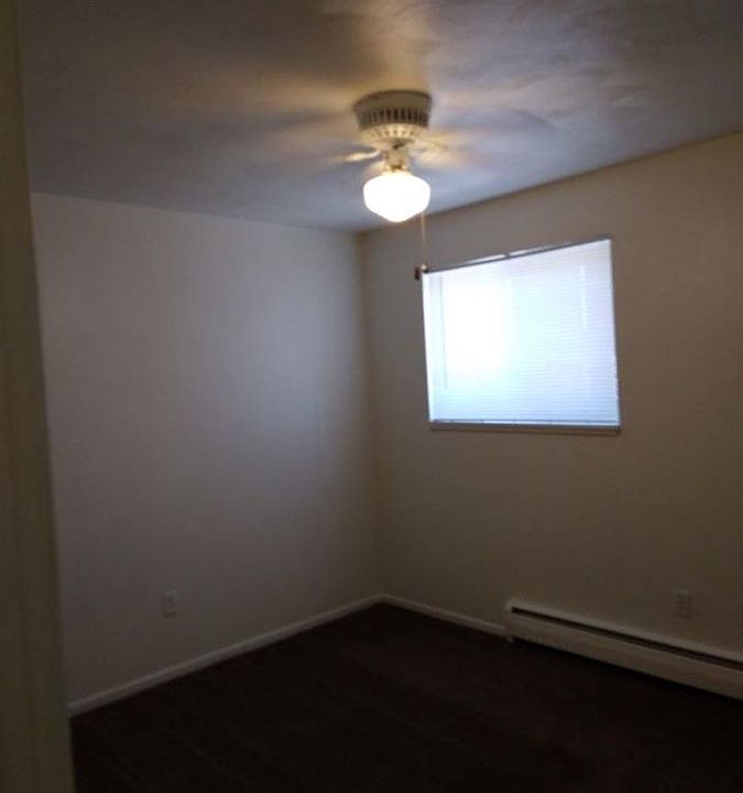 2nd image of 4745 C6 Oberlin Ave