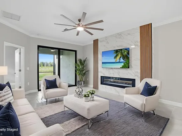 19612 Hinkley DR, ESTERO, FL 33928