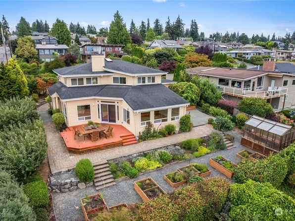 722 Pine Street, Edmonds, WA 98020