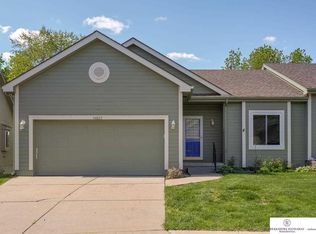 14827 Camden Ct, Omaha, NE 68116