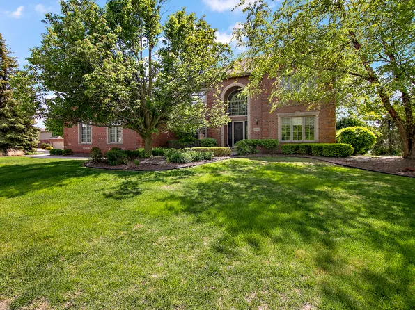 22388 Crimson Ln, Frankfort, IL 60423