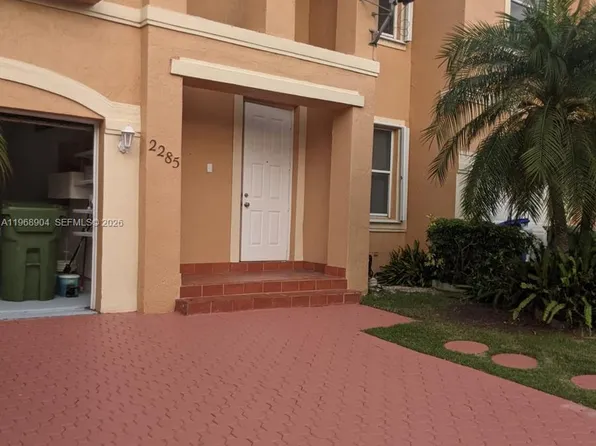 2285 NW 160th Ter #2285, Pembroke Pines, FL 33028