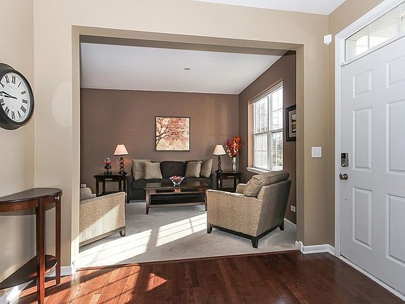 4th image of 2579 Portage Ave