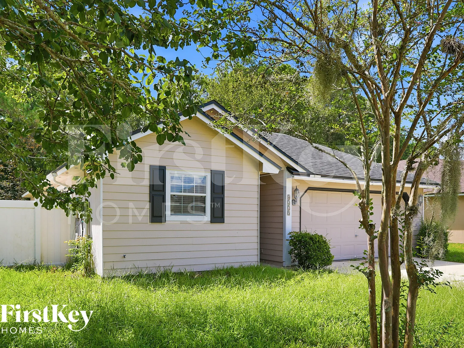 3 bed, 2.0 bath, 1268 sqft, $1,690 — Photo 2