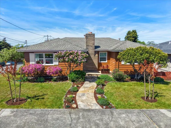2036 Williams St, Eureka, CA 95501