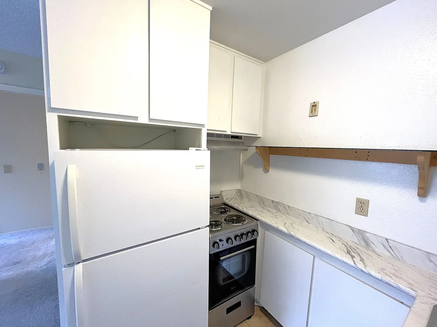 55+ Community - 1br/1ba Available For Rent In North Park! — Photo 2