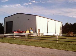 11433 County Rd N, Lyons, OH 43533