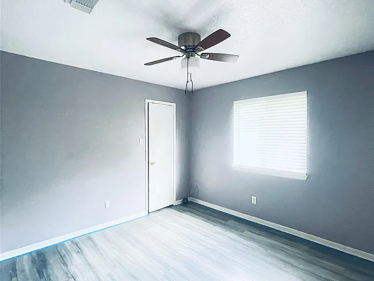 6406 Bayou Crest Dr — Photo 12
