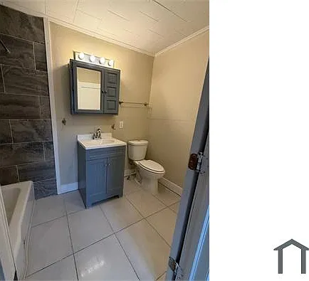 1110 Camden St — Photo 10