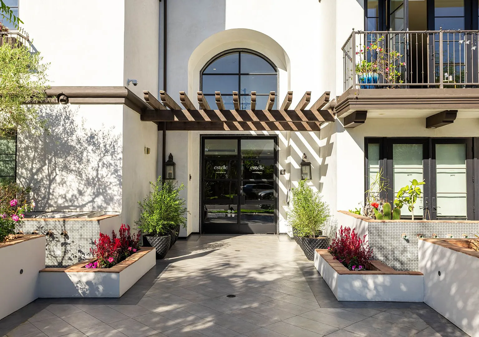 The Estelle: Elevated Amenities and Design ~ NOW OFFERING LIMITED-TIME LEASING SPECIALS! — Photo 4