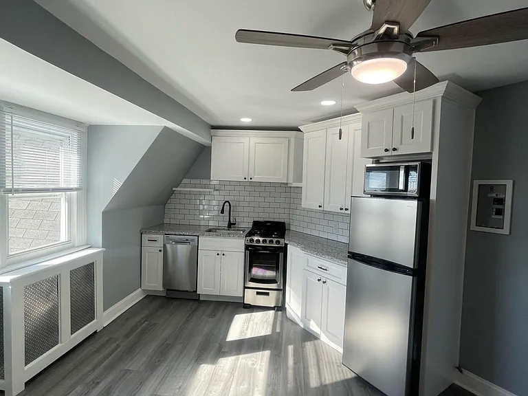 266 Shelmire St #8 — Photo 30