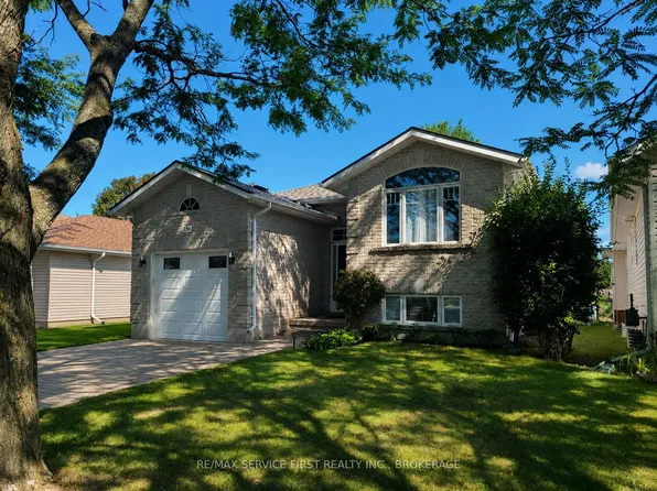 236 Langfield St, Kingston, ON K7P 3C8