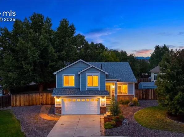 690 Snowpeak Ct, Colorado Springs, CO 80916