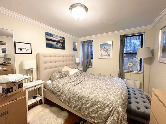 4th image of 246 W 20th St APT 1C