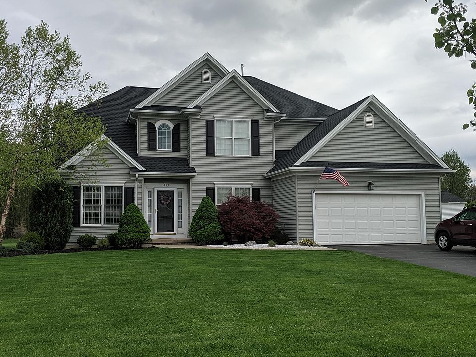 1st image of 1253 Majestic Woods Dr