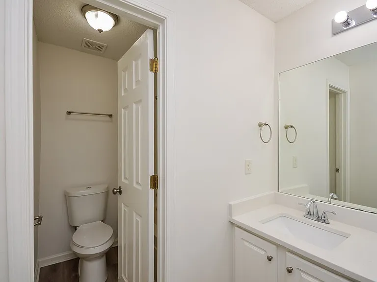 4897 Truitt Ln — Photo 15