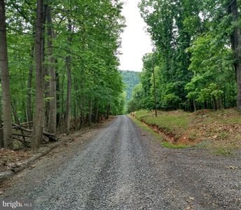 40A Rockview Ln, Great Cacapon, WV, 25422